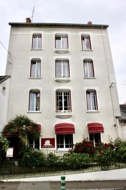 Hotel Coeur De Loire น็องต์ ภายนอก รูปภาพ